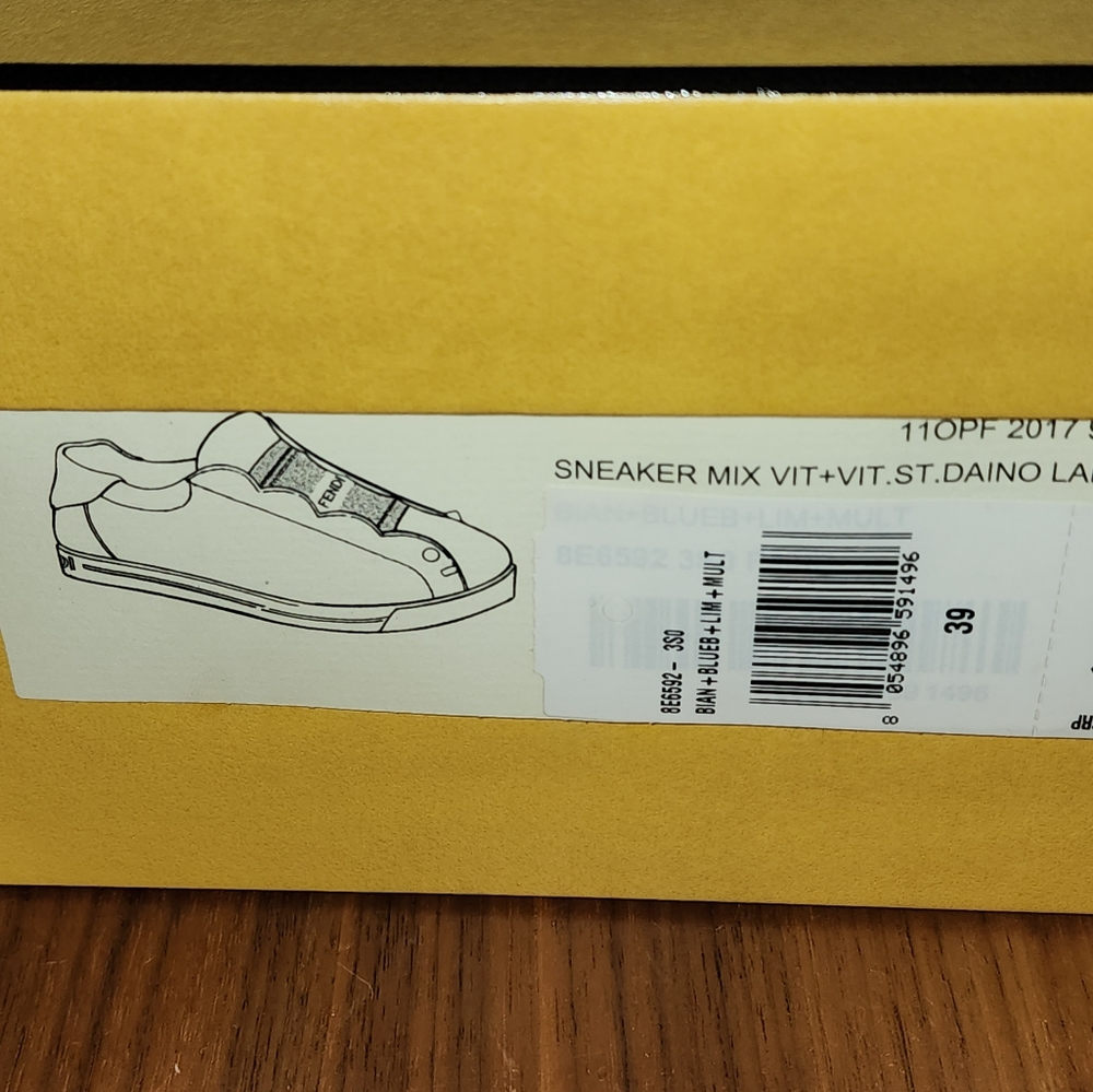 ***SOLD OUT***New 100% Auth Women's Slip on Rockoko Fendi Logo Sneakers White - Picture 11 of 12